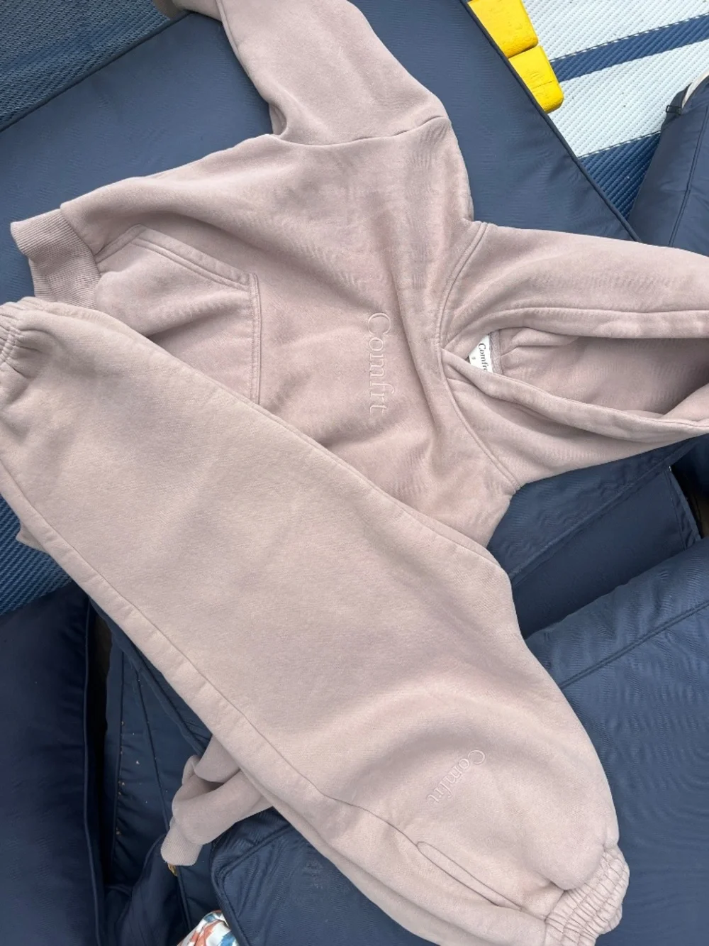 Comfrt brand fleece sweatpants and hoodie
